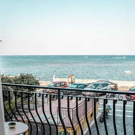 Argyros بيت ضيافة